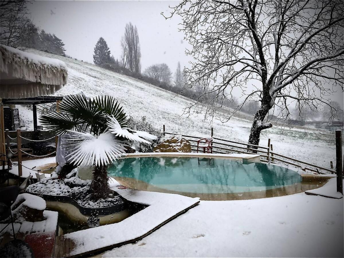 A La Marc'Quize Chambres D'Hotes, Petit Dejeuner Compris, Avec Piscine A Debordement En Exterieur, Bain Nordique A 38 Degres En Prestation Supplement Sur Reservation Horaire Anticipee 1 Place De Parking Gratuite Sur Place Mouxy Exterior foto